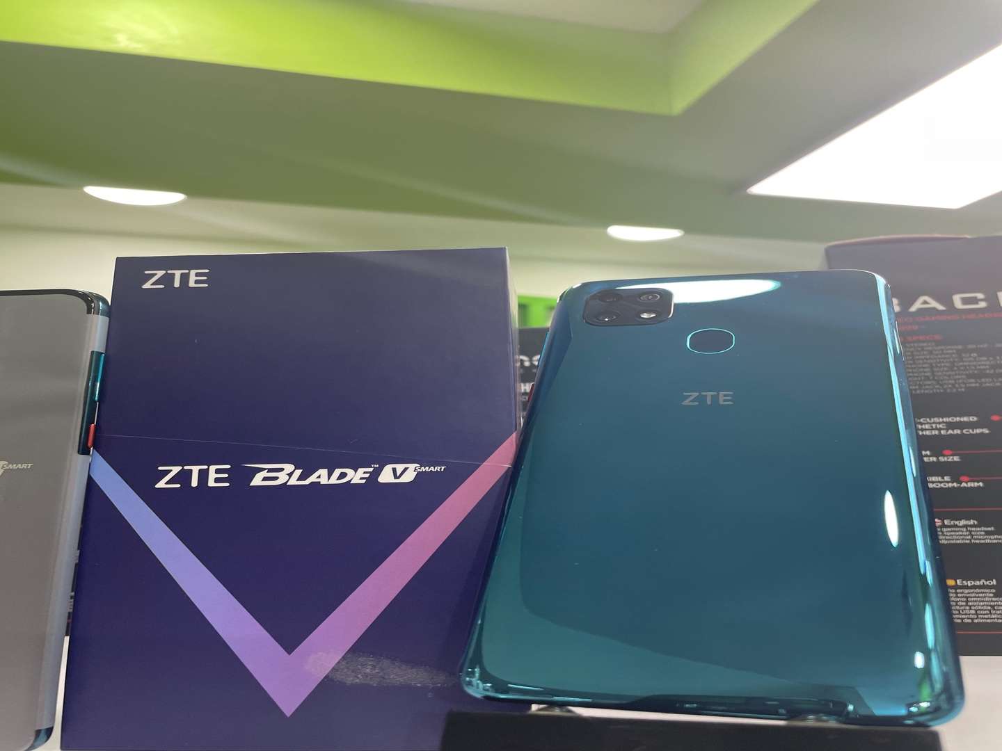 celulares y tabletas - ZTE Blade V Smart 2050