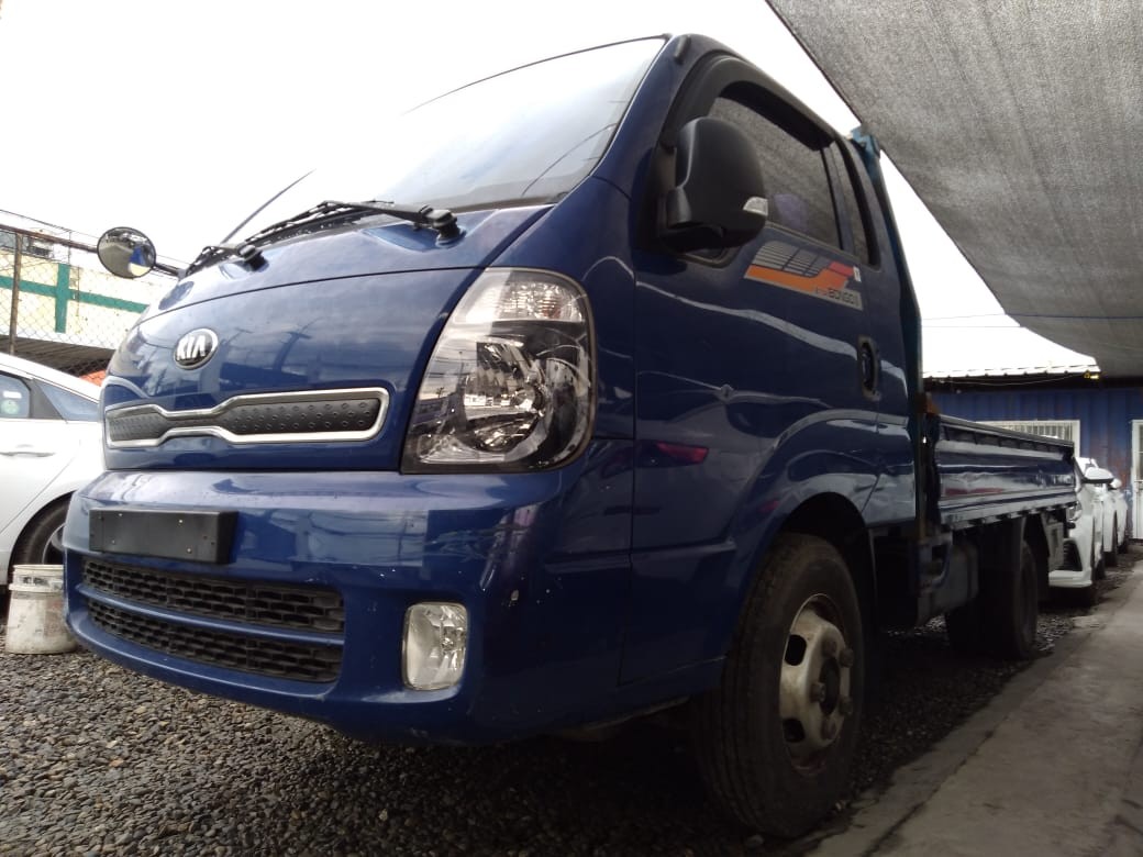 camiones y vehiculos pesados - KIA BONGO 2017 AZUL CAMION
DESDE: RD$ 890,100.00
 7