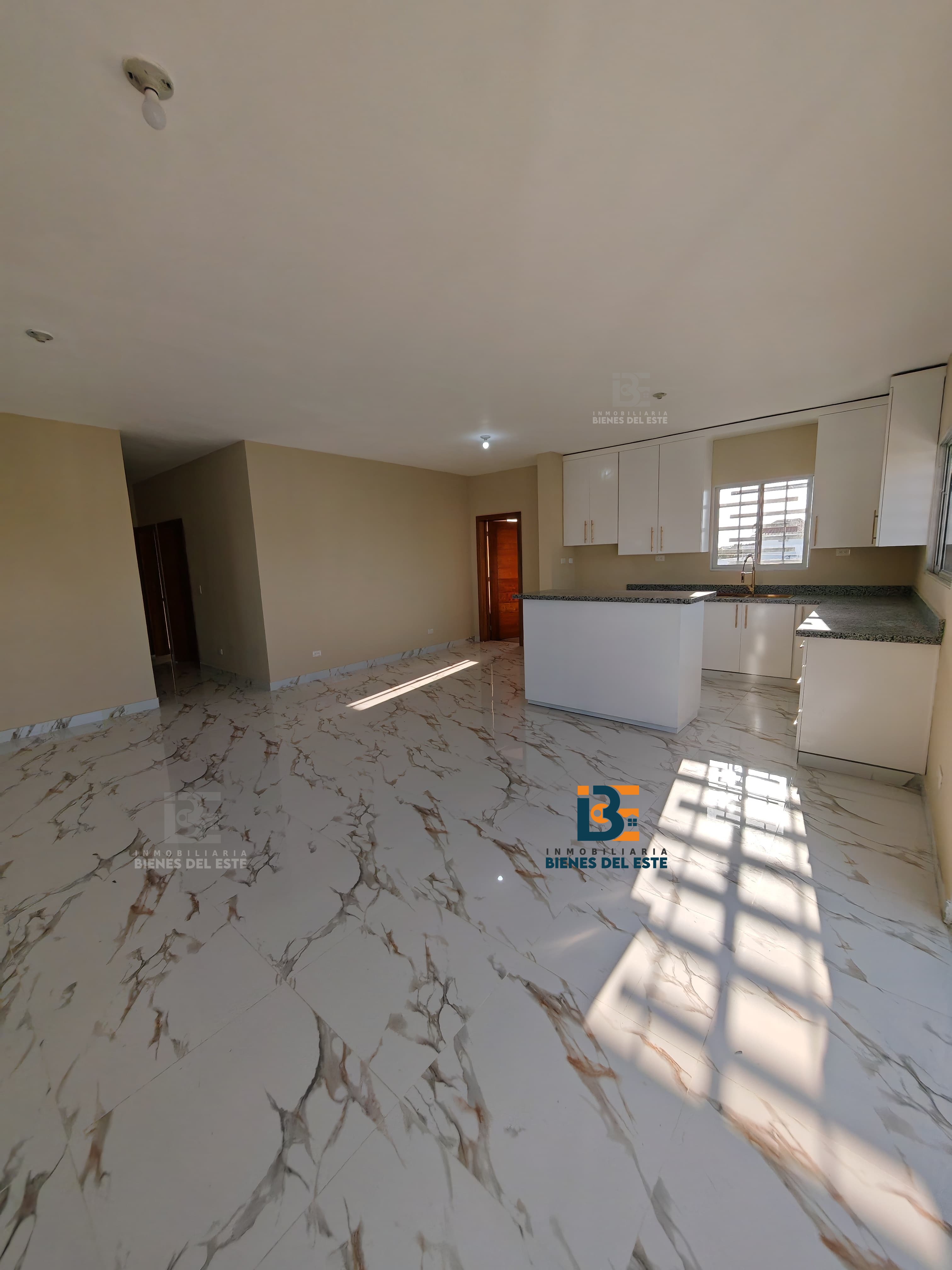 apartamentos - Se Renta Nuevo apart. con jacuzzi y dos parqueos  3