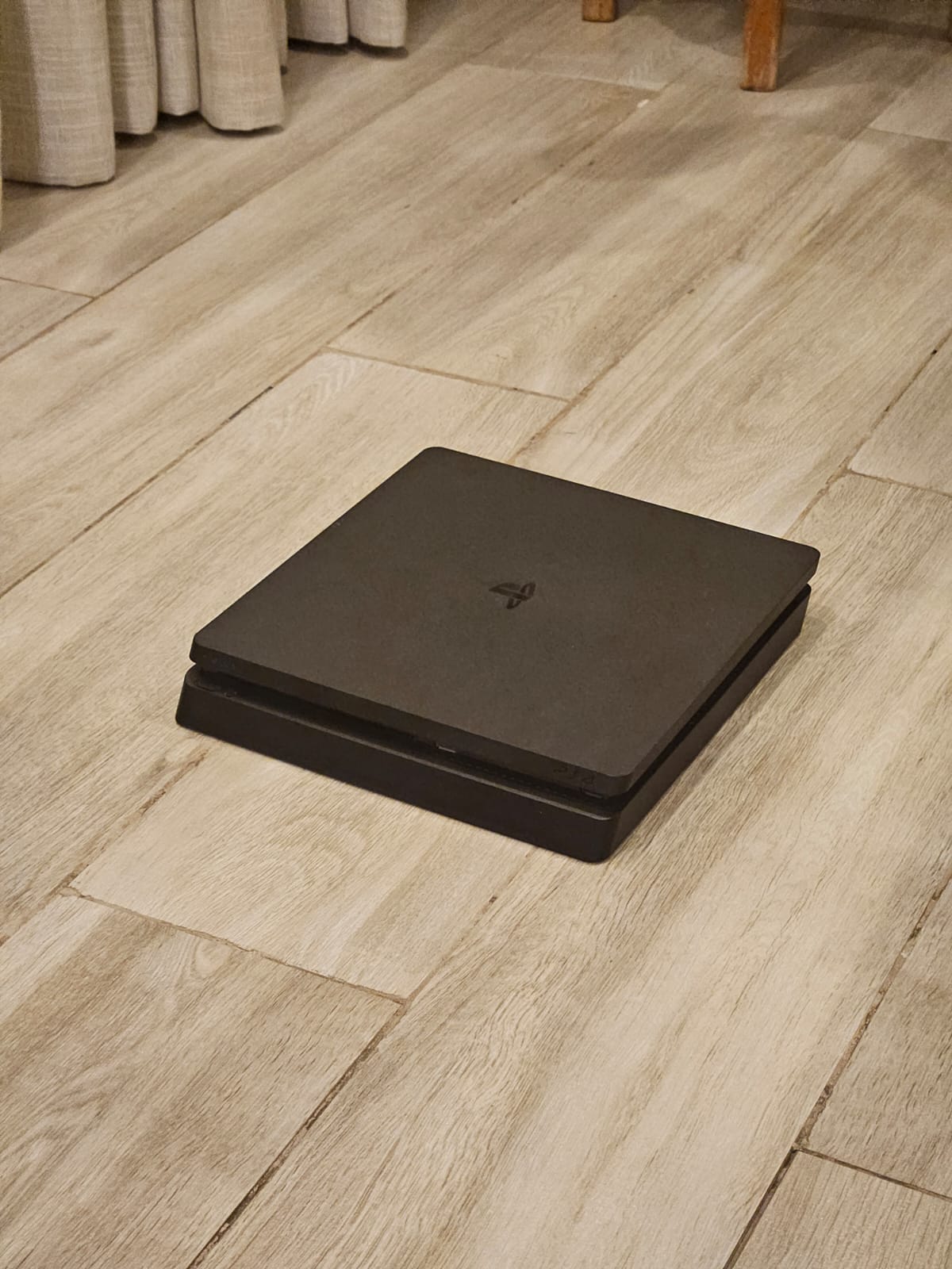 consolas y videojuegos - Vendo PS4 slim ultima generación. 1