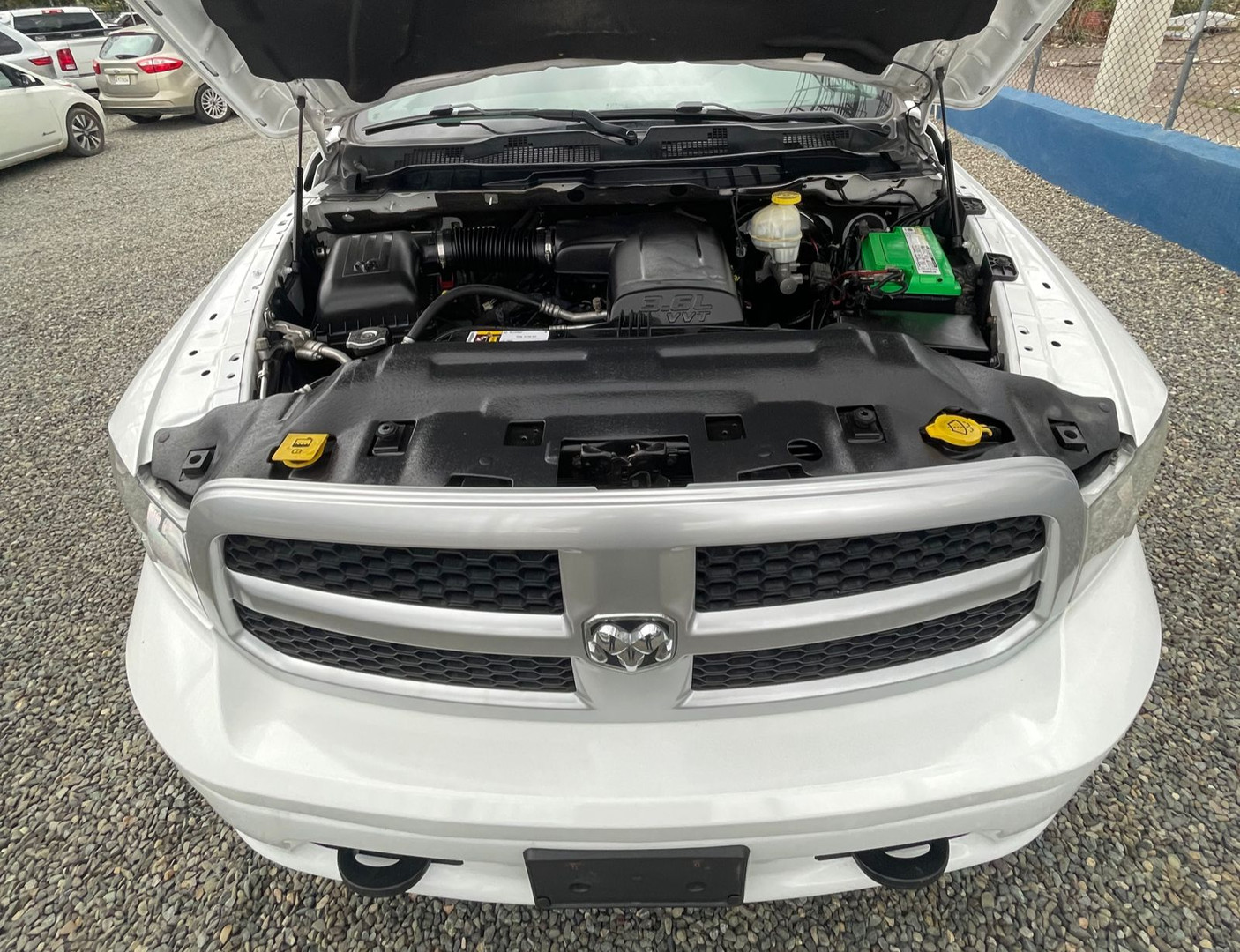 jeepetas y camionetas - Dodge Ram 1500 2019 4X4 V6 Recién Importado 8