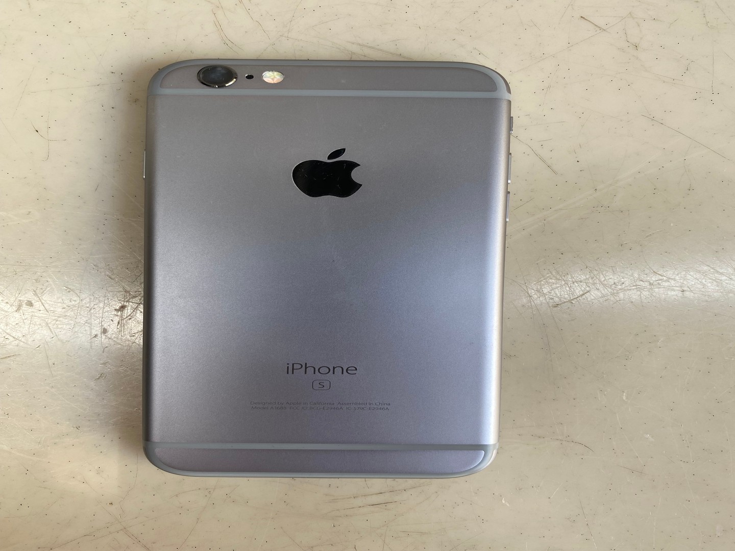 celulares y tabletas - Iphone 6s 32gb (precio negocible)
