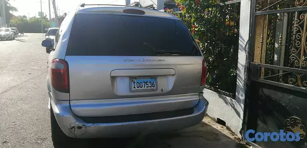 otros vehiculos - Dodge Caravan Sport 2001 4