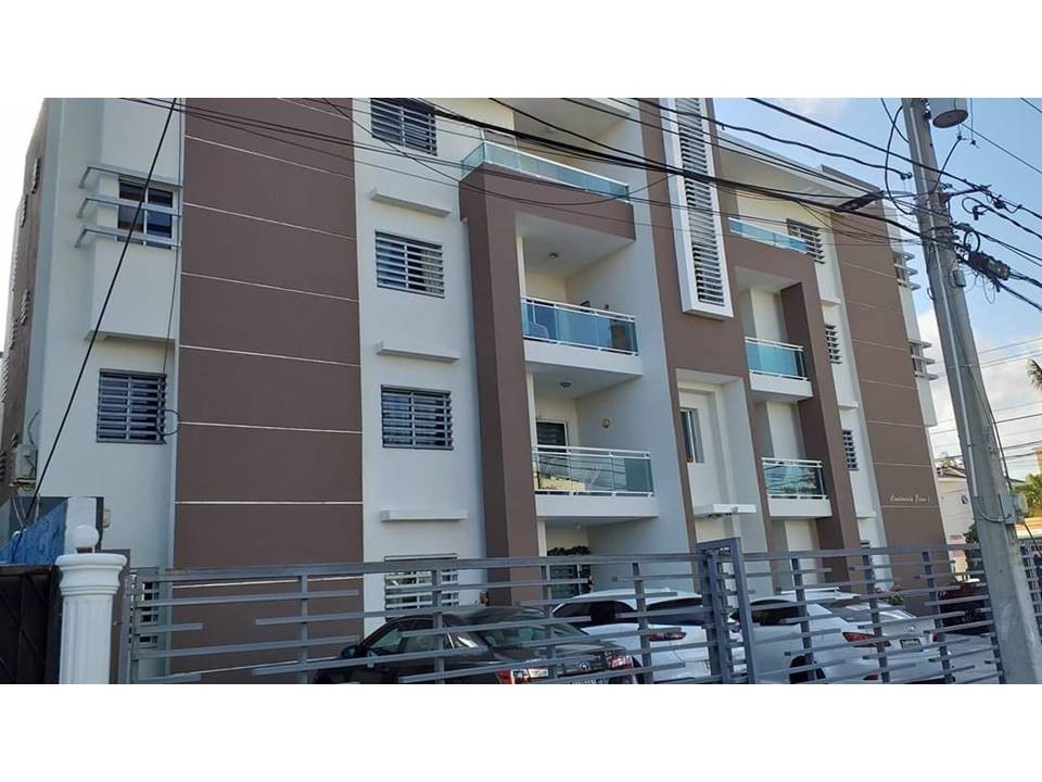 apartamentos - Vendo Gran Apartamento en el Hazim con habitación de Servicio