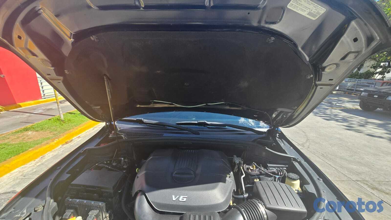 jeepetas y camionetas - Jeep Cherokee Overland 2014 6