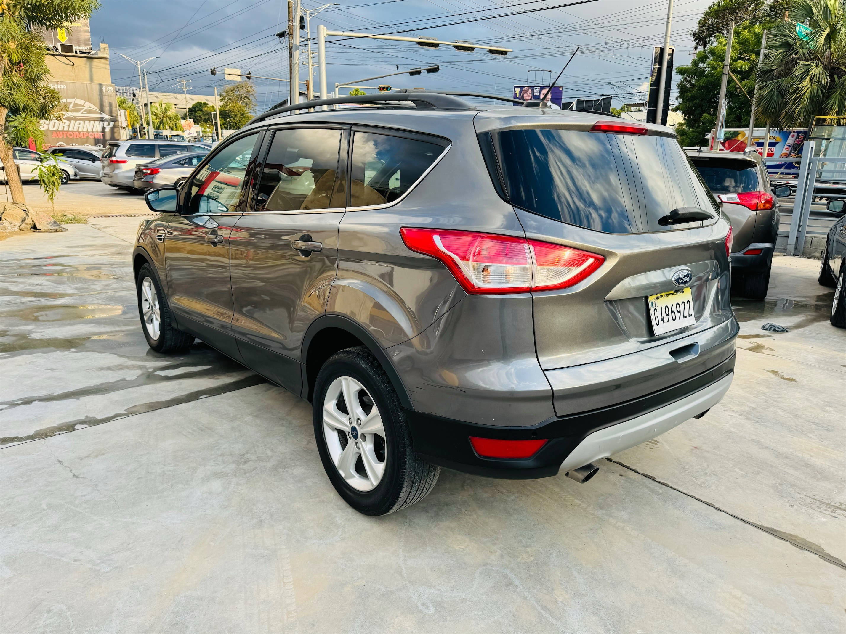 jeepetas y camionetas - Ford Escape Se 2014 5