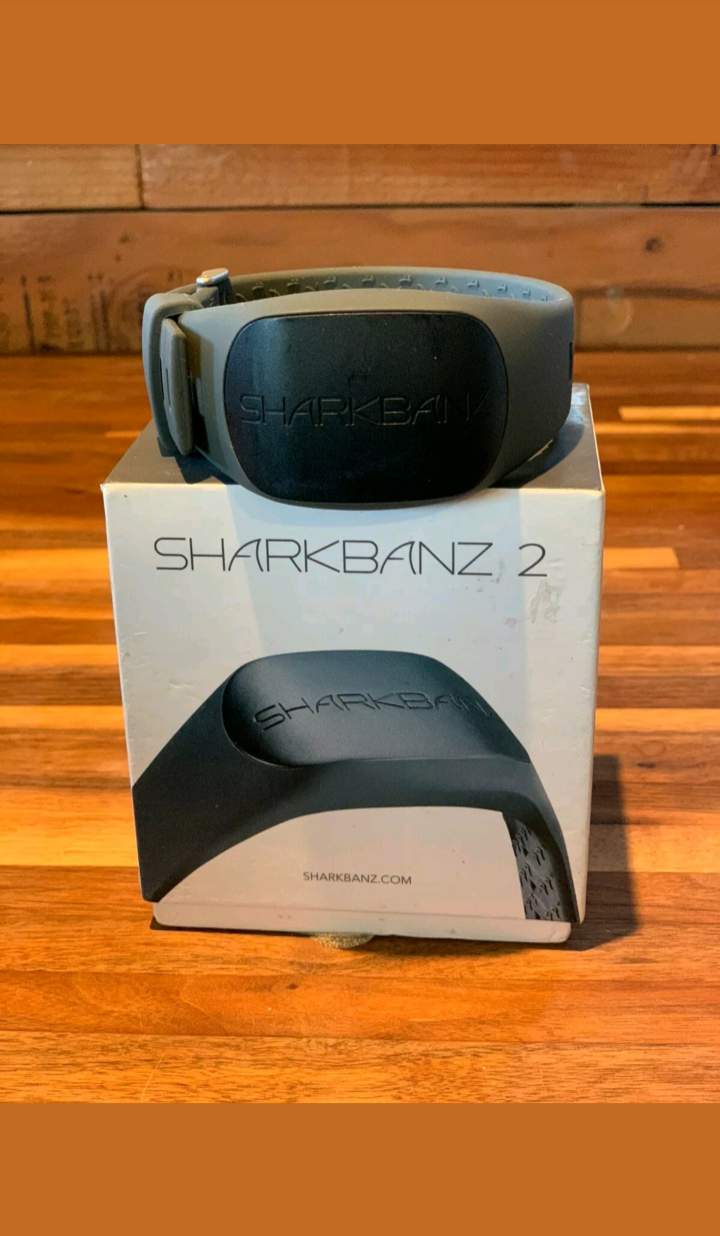 accesorios para electronica - Sharkbanz 2 ~Repelente de tiburones~