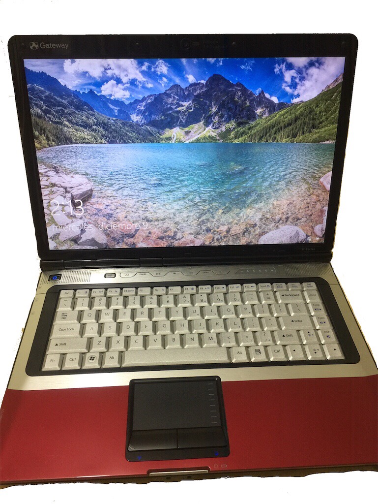 computadoras y laptops - Laptop Gateway M-6843