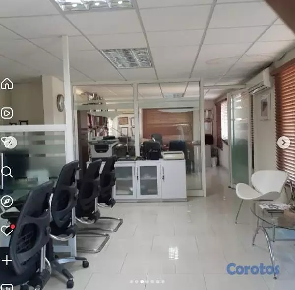 oficinas y locales comerciales - Vendo propiedad Comercial en la Av. Rómulo Betancourt 2