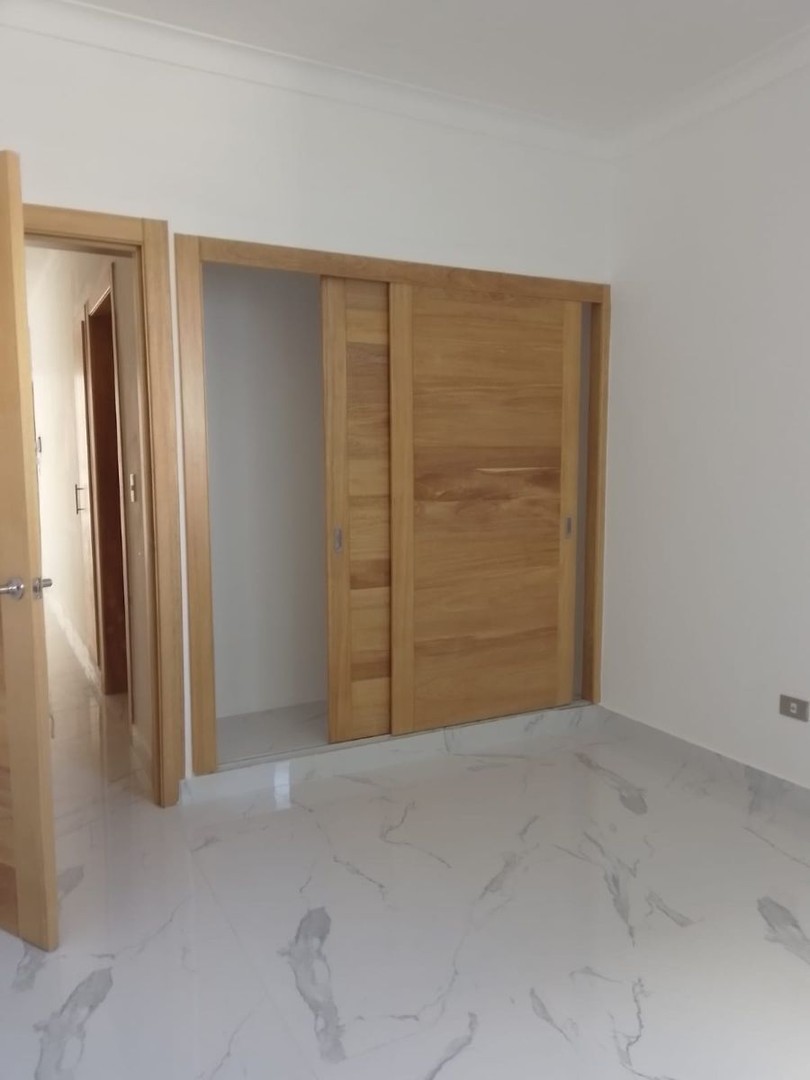 apartamentos - 🔵 Alquilo Apartamento 3er piso en el Millon 
 2