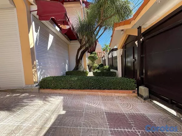 casas - Vendo casa moderna de 5 habitaciones en Respaldo Los 3 Ojos 19