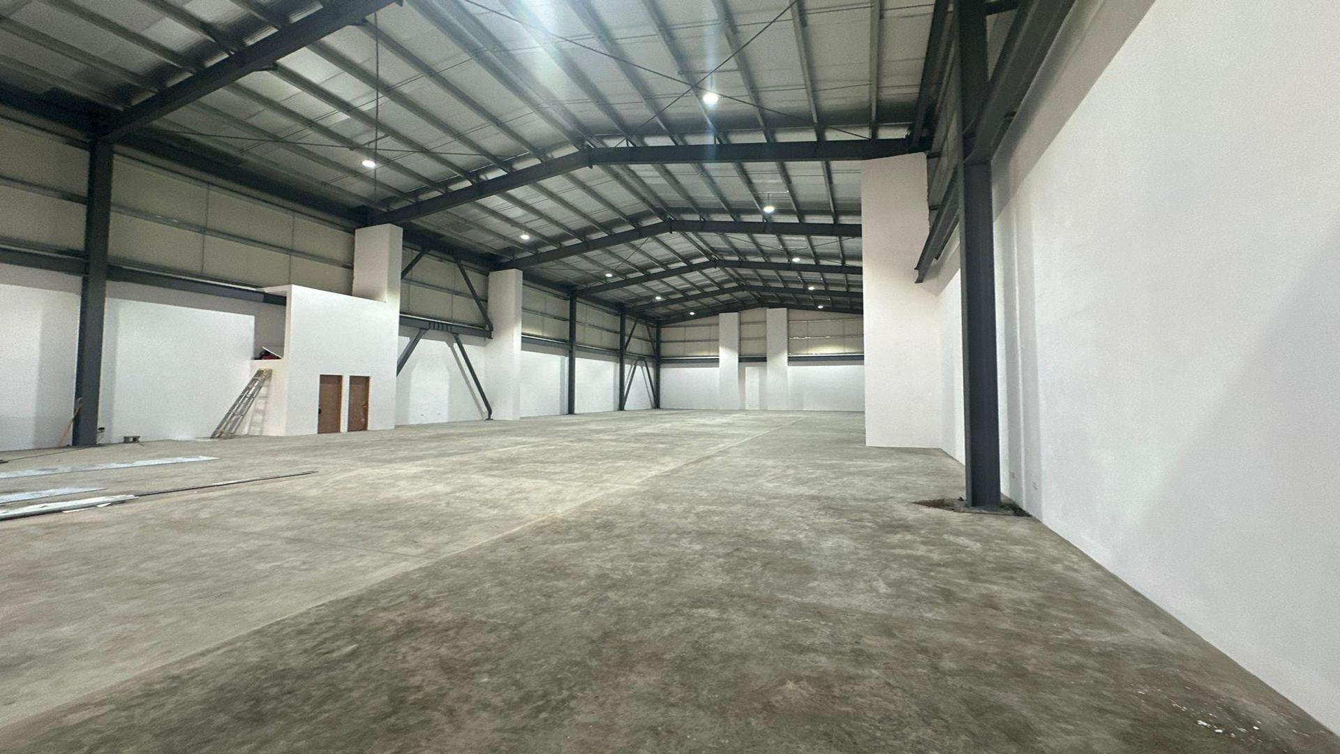 otros inmuebles - NAVE INDUSTRIAL DE RENTE EN AVENIDA PRINCIPAL SANTIAGO 4