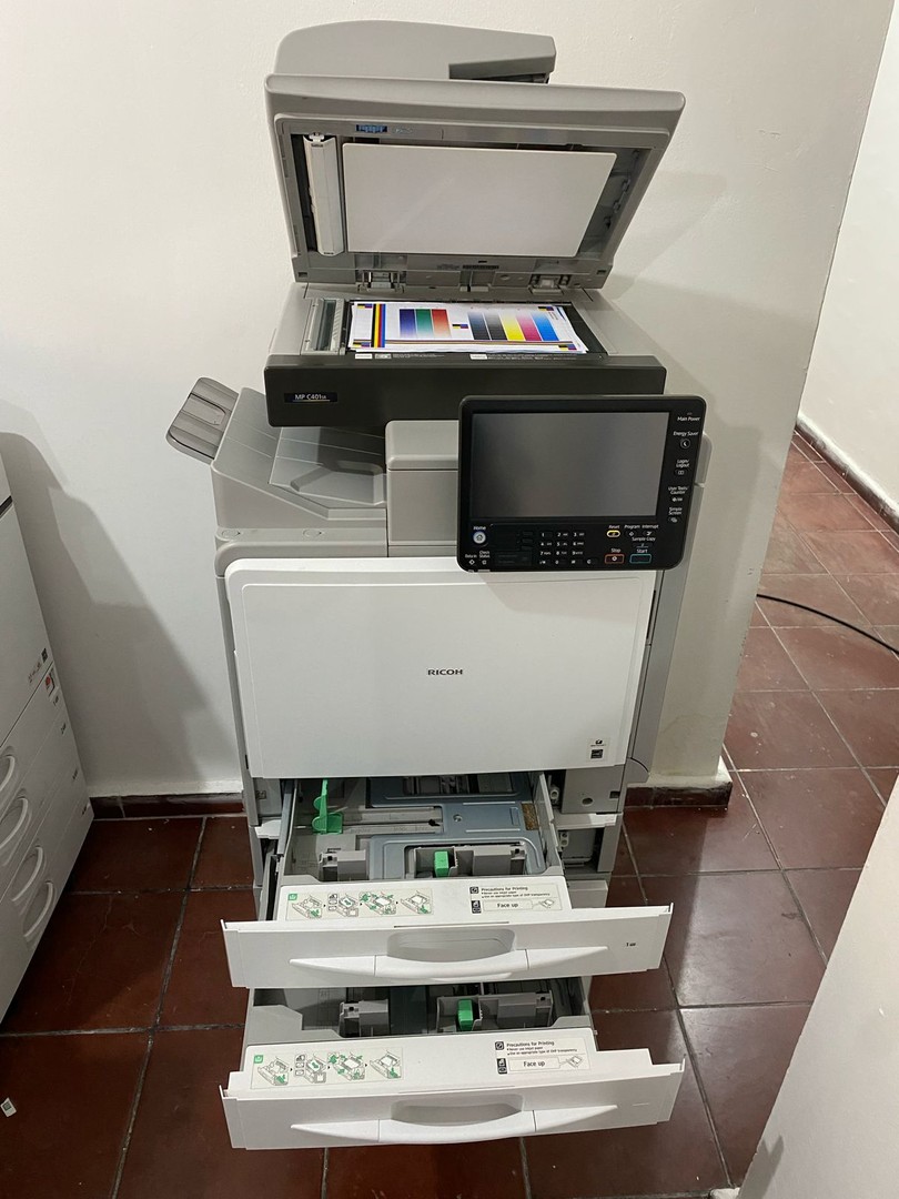 impresoras y scanners - Impresora-Escáner-Fotocopiadora Full Color 2