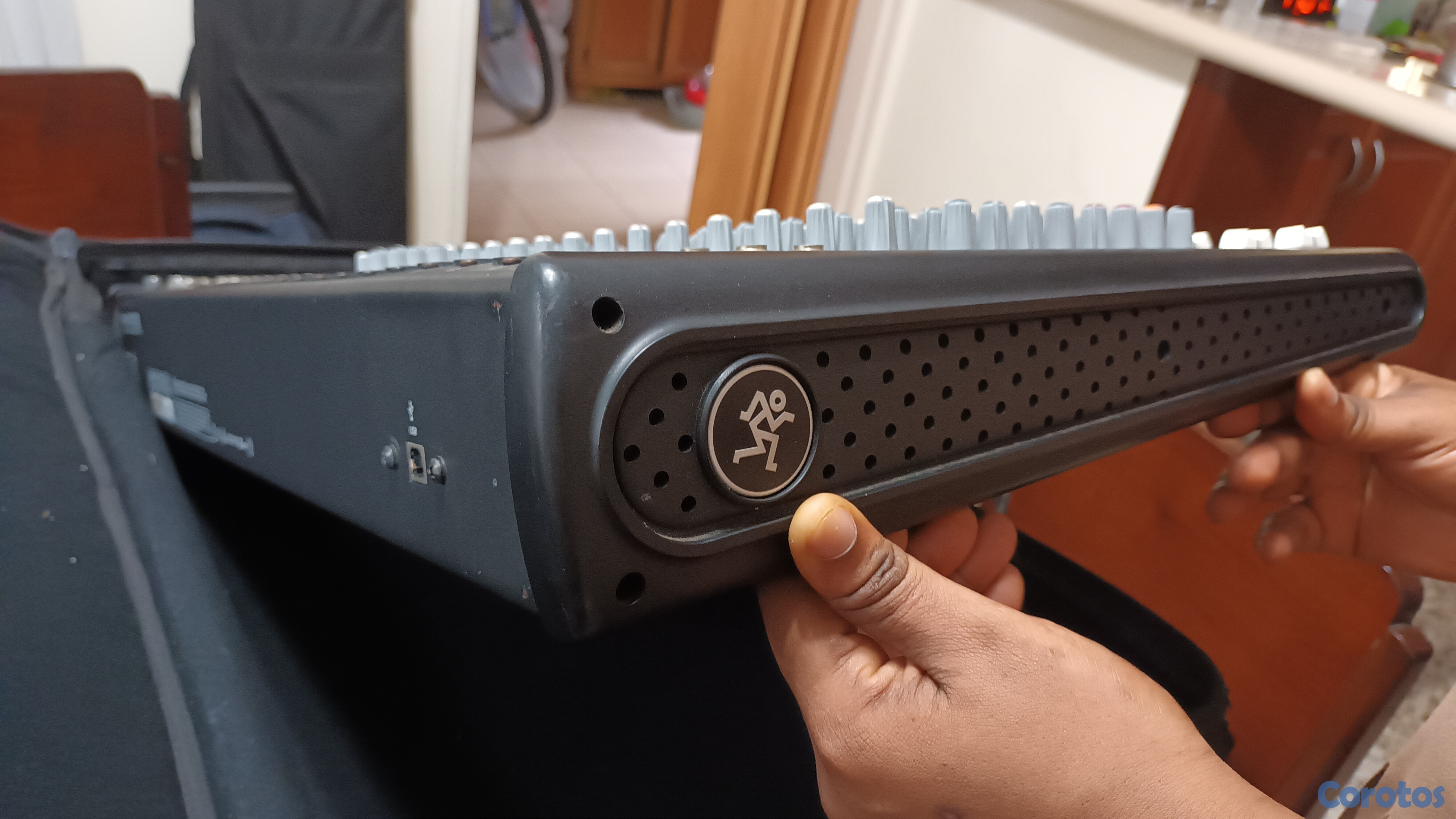 otros electronicos - Consola-mixer Mackey 2