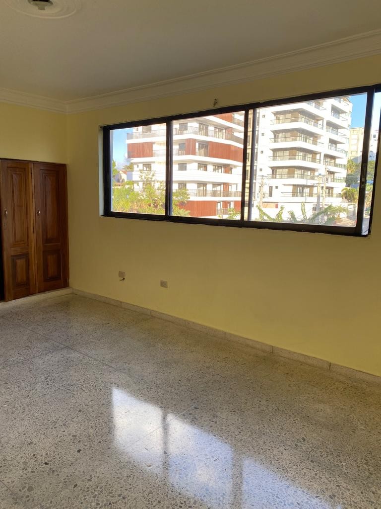 apartamentos - Apartamento de venta 4to Nivel en La Rinconada 7