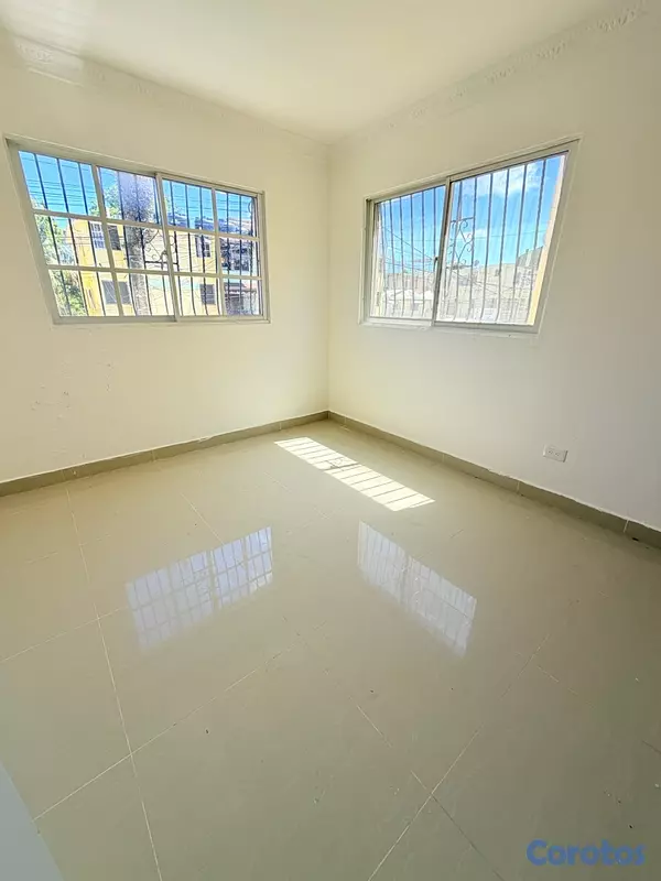 apartamentos - Venta de apartamento 2do piso en bello campo próximo a la charles de Gaulle  8