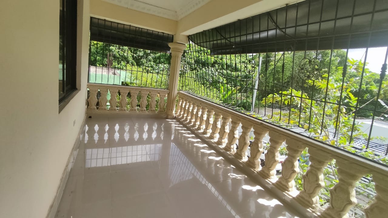 casas - Casa con 4 niveles, Charles de Gaulle (J.E)  4