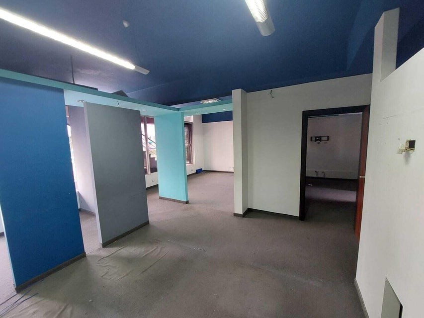 oficinas y locales comerciales - Local Comercial en Alquiler El Millon 7