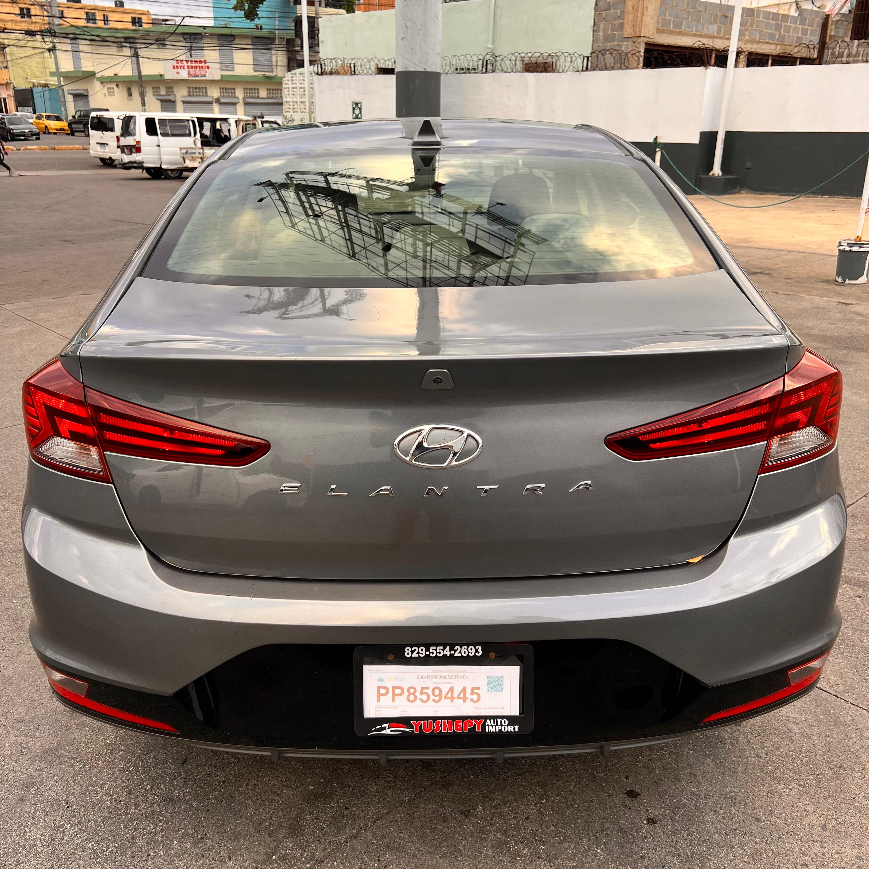carros - Hyundai Elantra SEL 5