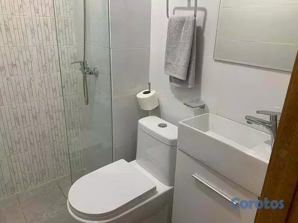 apartamentos - Apartamento en Alquiler en Piantini Amueblado de U 5