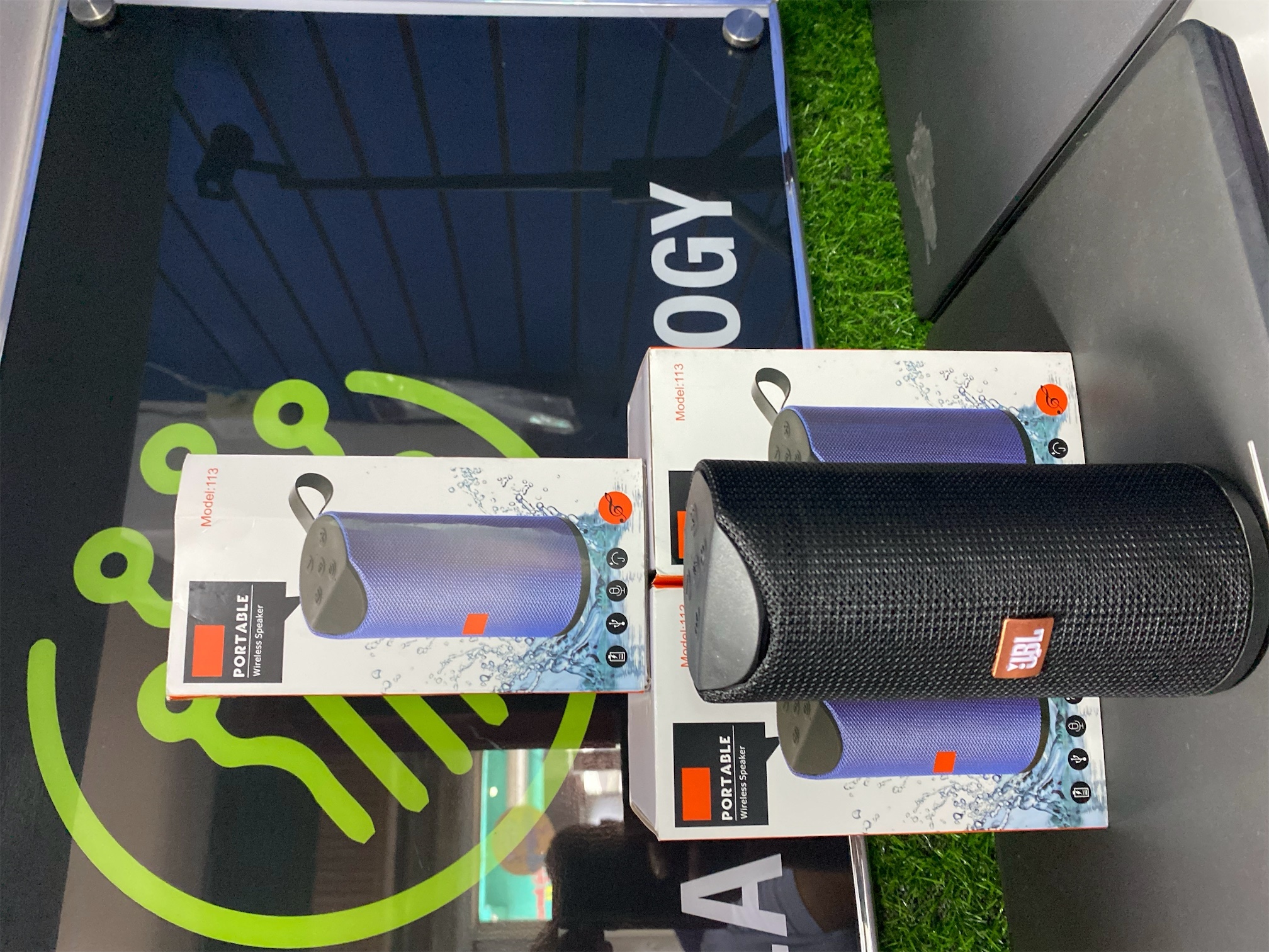 camaras y audio - bocina bluetooth pequeña  6