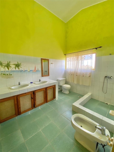 apartamentos - Venta de apartamento segunda línea de playa  en Juan dolio con 150mts 4