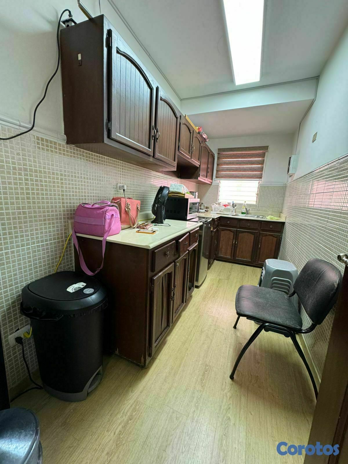 oficinas y locales comerciales - Alquilo Local Ideal Para Oficina en 2do Piso en Ensanche Paraíso Código: PD460 3