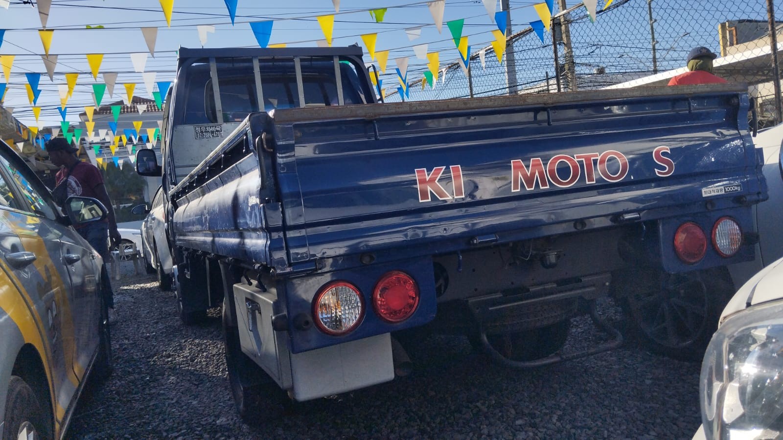 jeepetas y camionetas - KIA BONGO 2017 AZUL 4