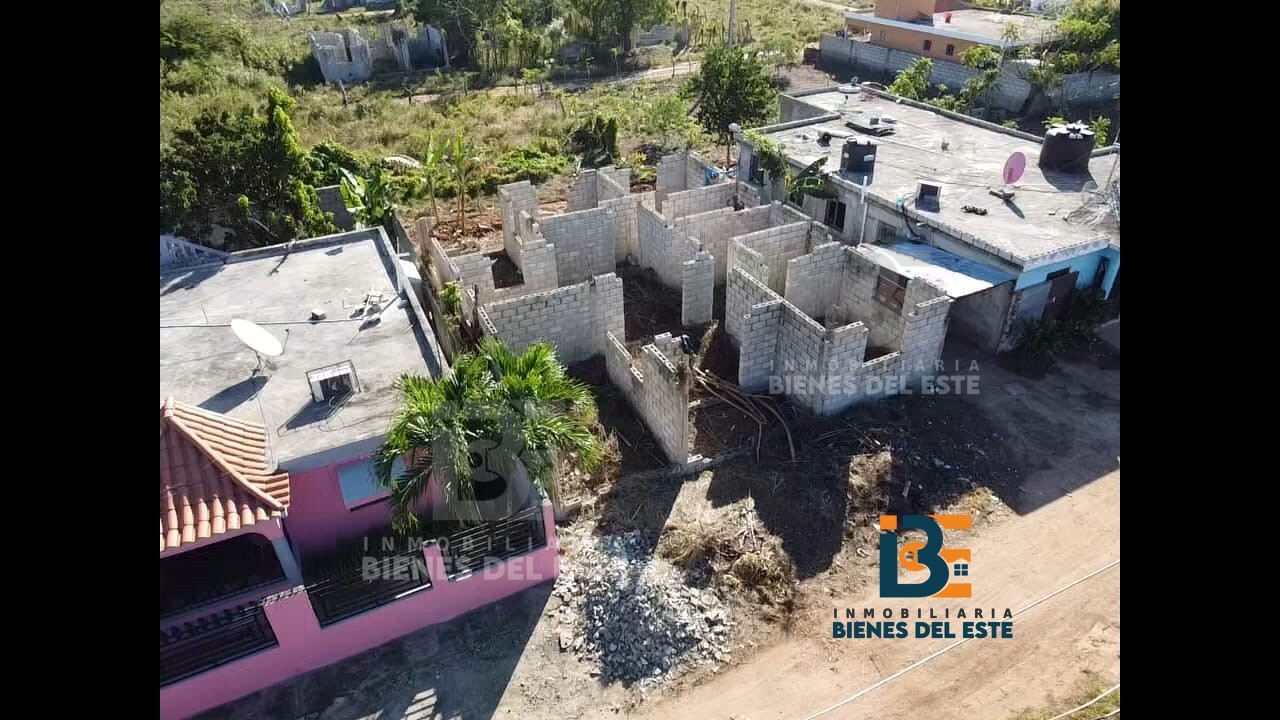 casas -  Mejora con Cuatro Habitaciones en Villa Coral 4