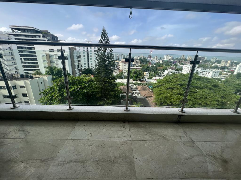 apartamentos - PISO ALTO ASCENSOR Y PARQUEOS TECHADOS CERROS GURABO SANTIAGO 5