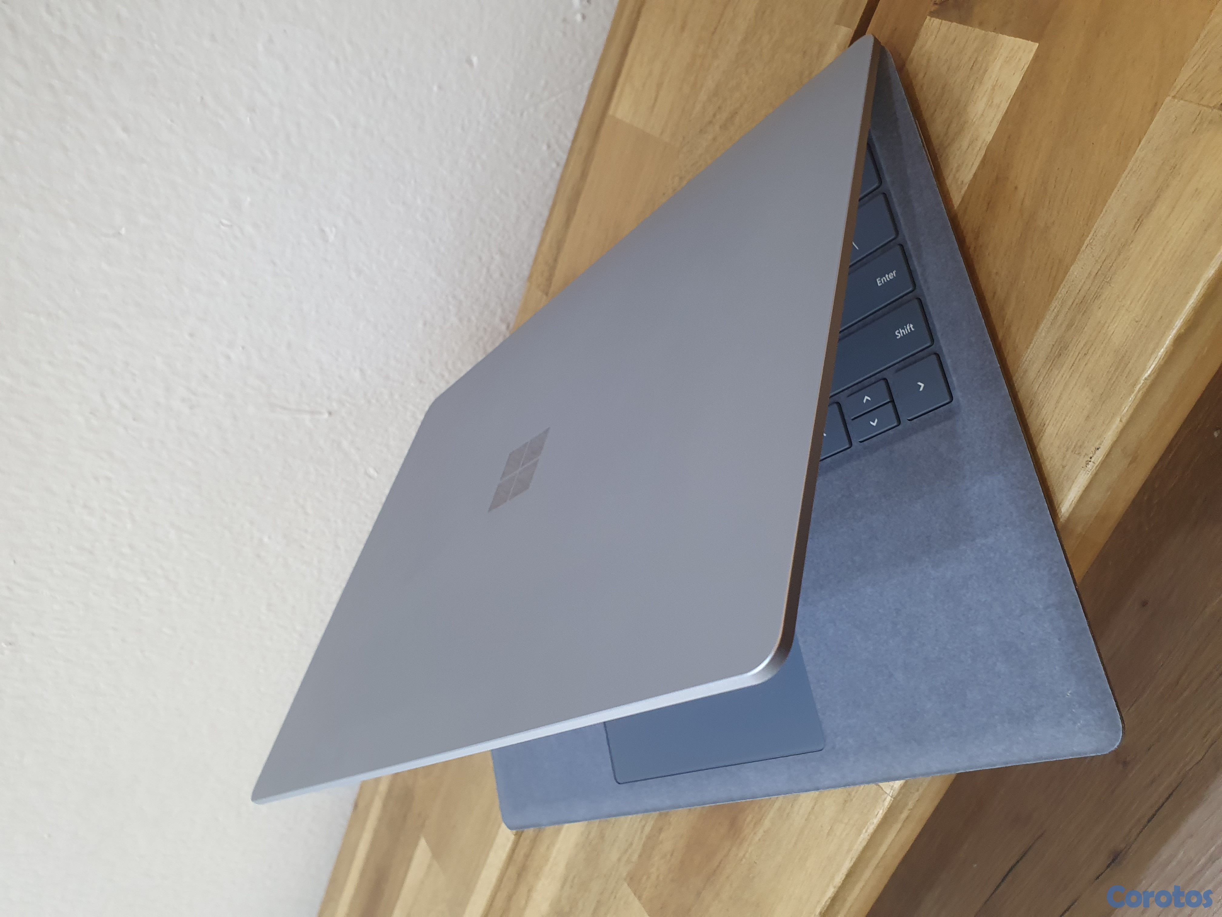 computadoras y laptops - Laptop Microsoft Surface 4, pant 14" QHD, Core i5, 1