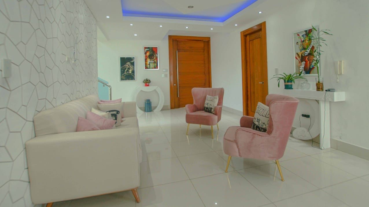 casas - Hermosa Casa con Diseño Moderno en Proyecto Privado, Santiago 5