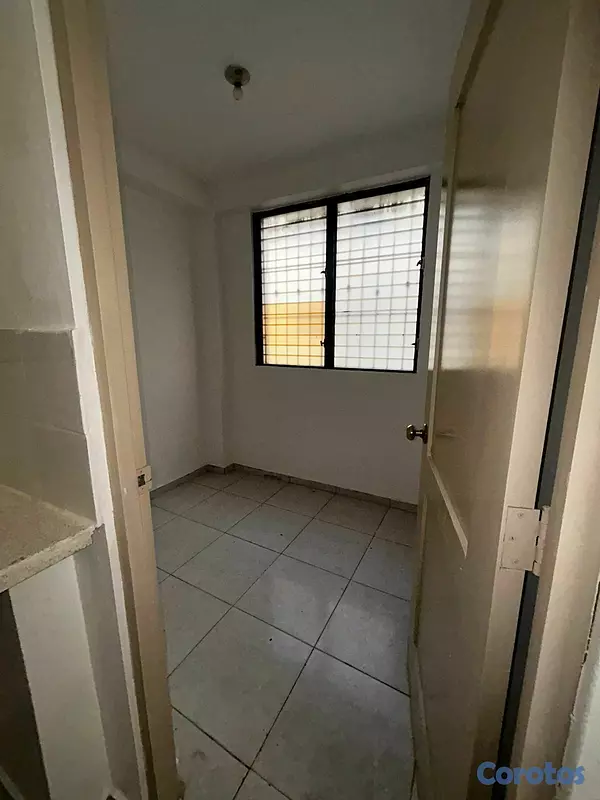 apartamentos - APARTAMENTO EN VENTA - VIEJO ARROYO HONDO 2