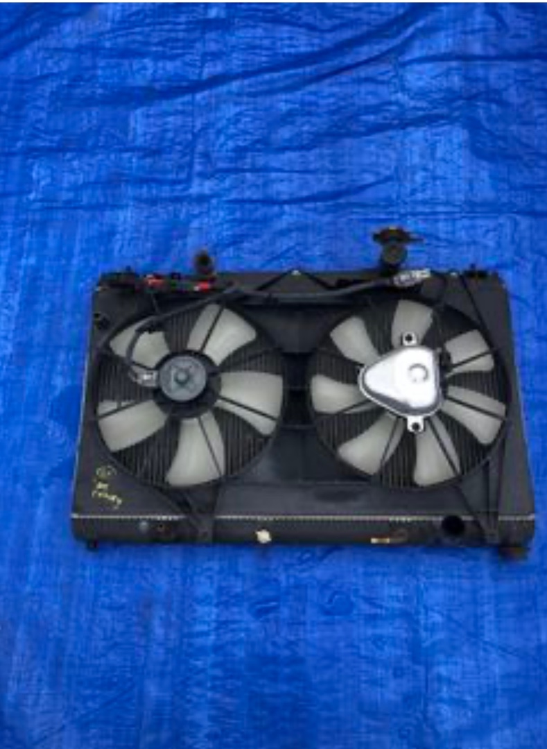 accesorios para vehiculos - 2005 Toyota Camry radiator y Abanico de aire