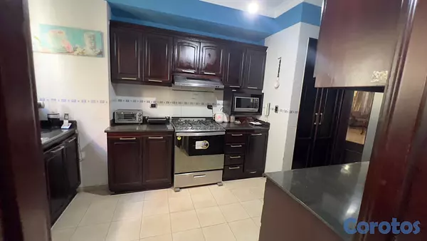 apartamentos - Apartamento 6to piso en evaristo morales  10