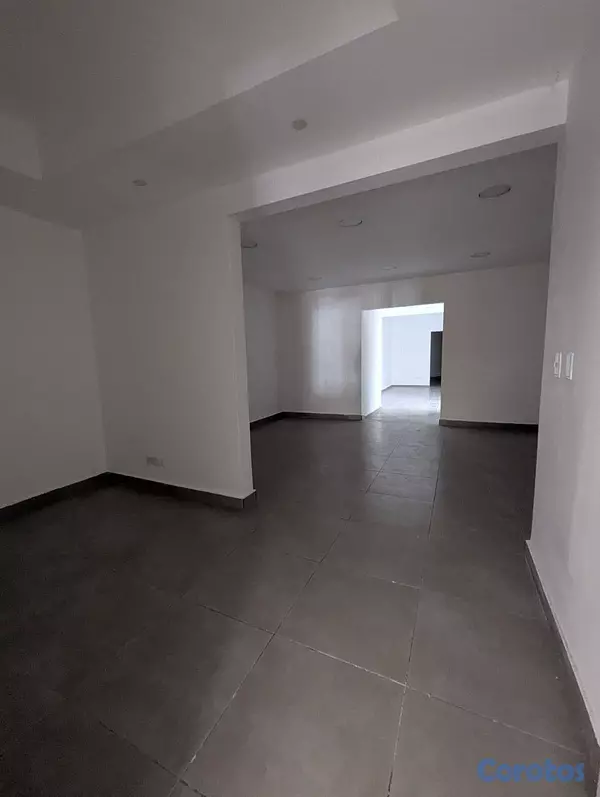 oficinas y locales comerciales - Local Comercial Para Alquiler Gazcue 7