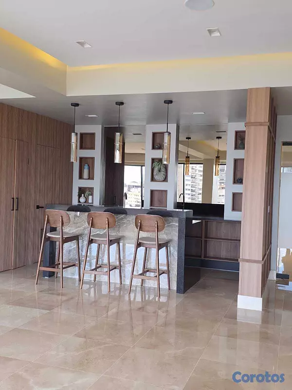 apartamentos - CACICAZGOS VENDE PISO ALTO EXCLUSIVA TORRE UBICACI 3