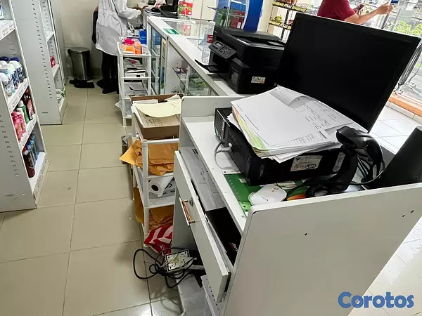 negocios en venta - VENDO FARMACIA EN SANTO DOMINGO 4