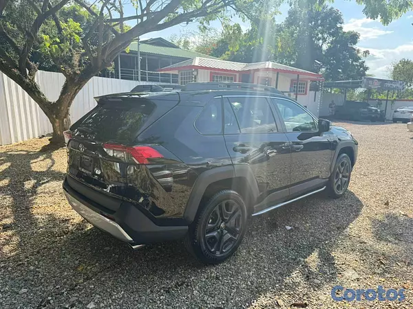 jeepetas y camionetas - Toyota rav4 2024 adventure  2
