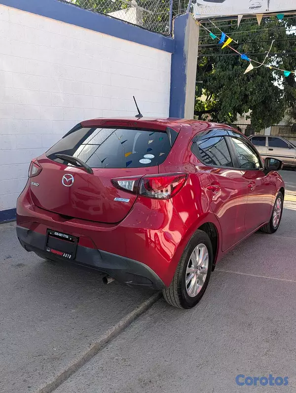 carros - MAZDA DEMIO 2020 14