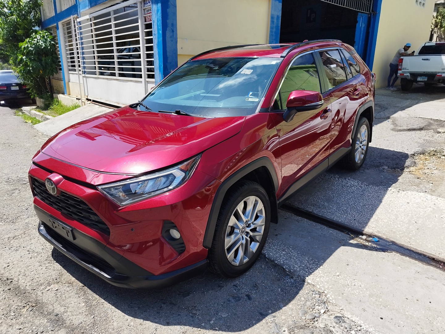 jeepetas y camionetas - 2019 Toyota Rav4 XLE Sunroof Baul Eléctrico ✅

