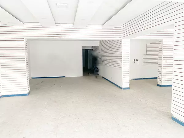 oficinas y locales comerciales - Local en primer nivel 5