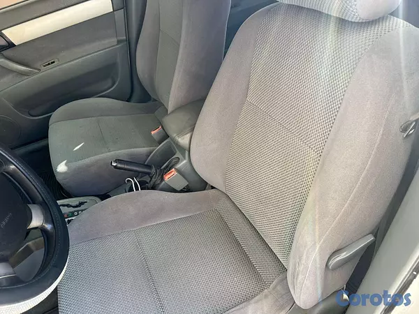 carros - Vendo Suzuki Forenza Negociable  11