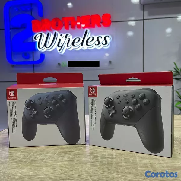 consolas y videojuegos - NINTENDO SWITCH PRO CONTROLLER 
