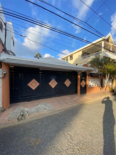 casas - Venta de casa en el sector de lucerna prados del Cachon Santo Domingo 
