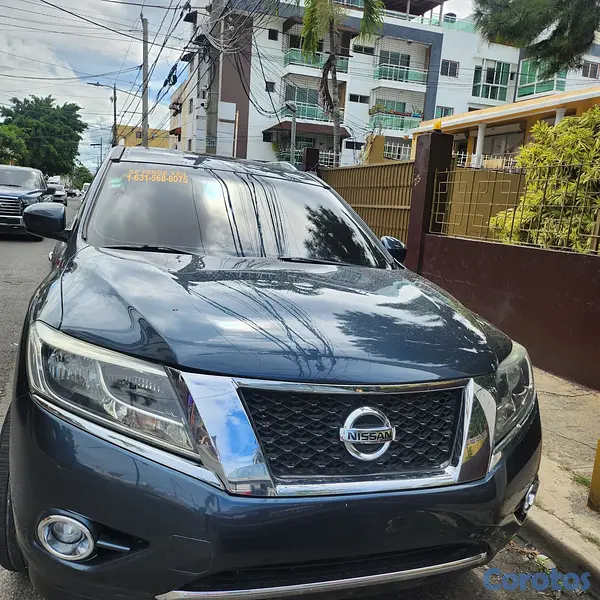 jeepetas y camionetas - Nissan Pafhannder 2015 poco uso  4