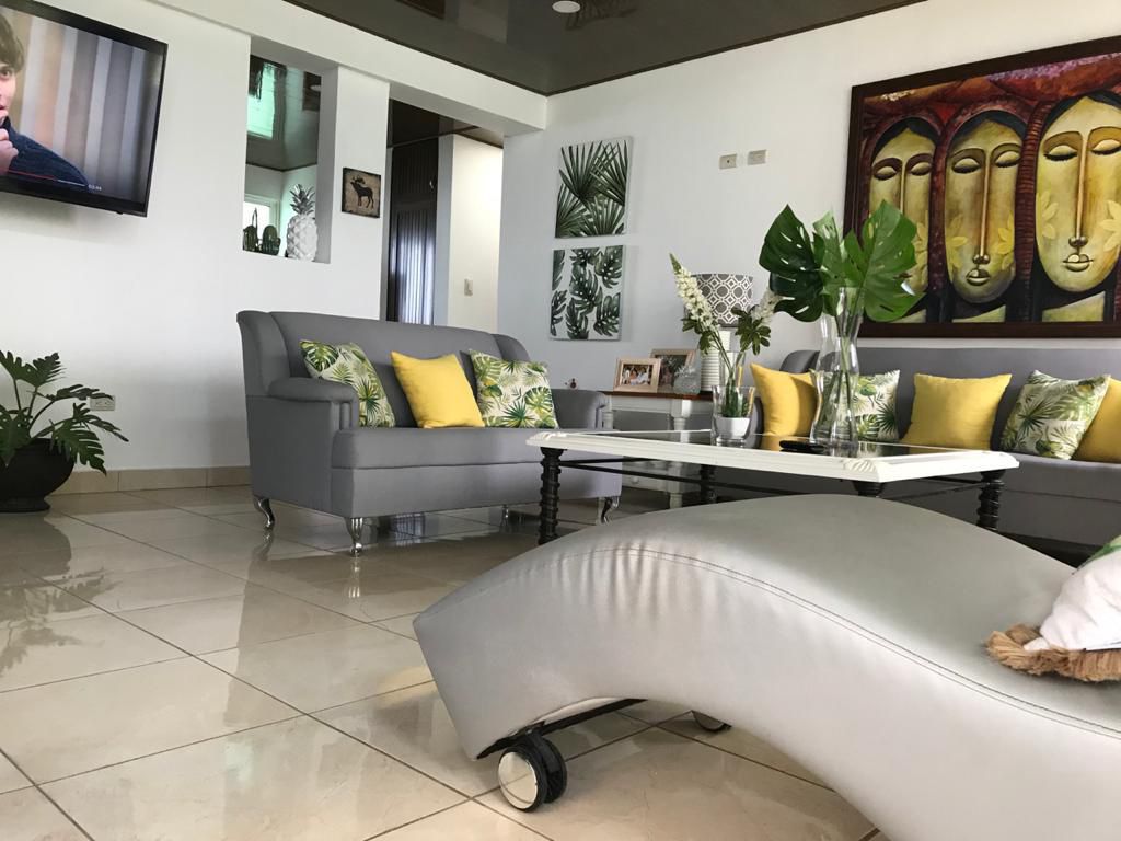 penthouses - Penthouse con Jacuzzi de Venta en Gurabo 1