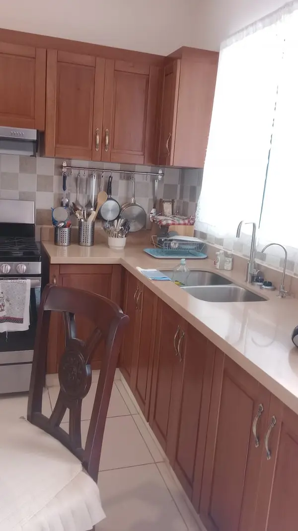 casas - VENDO   EXCELENTE CASA EN ARROYO HONDO (NUEVA)
PRECIO US$ 300 mil (negociable) 6