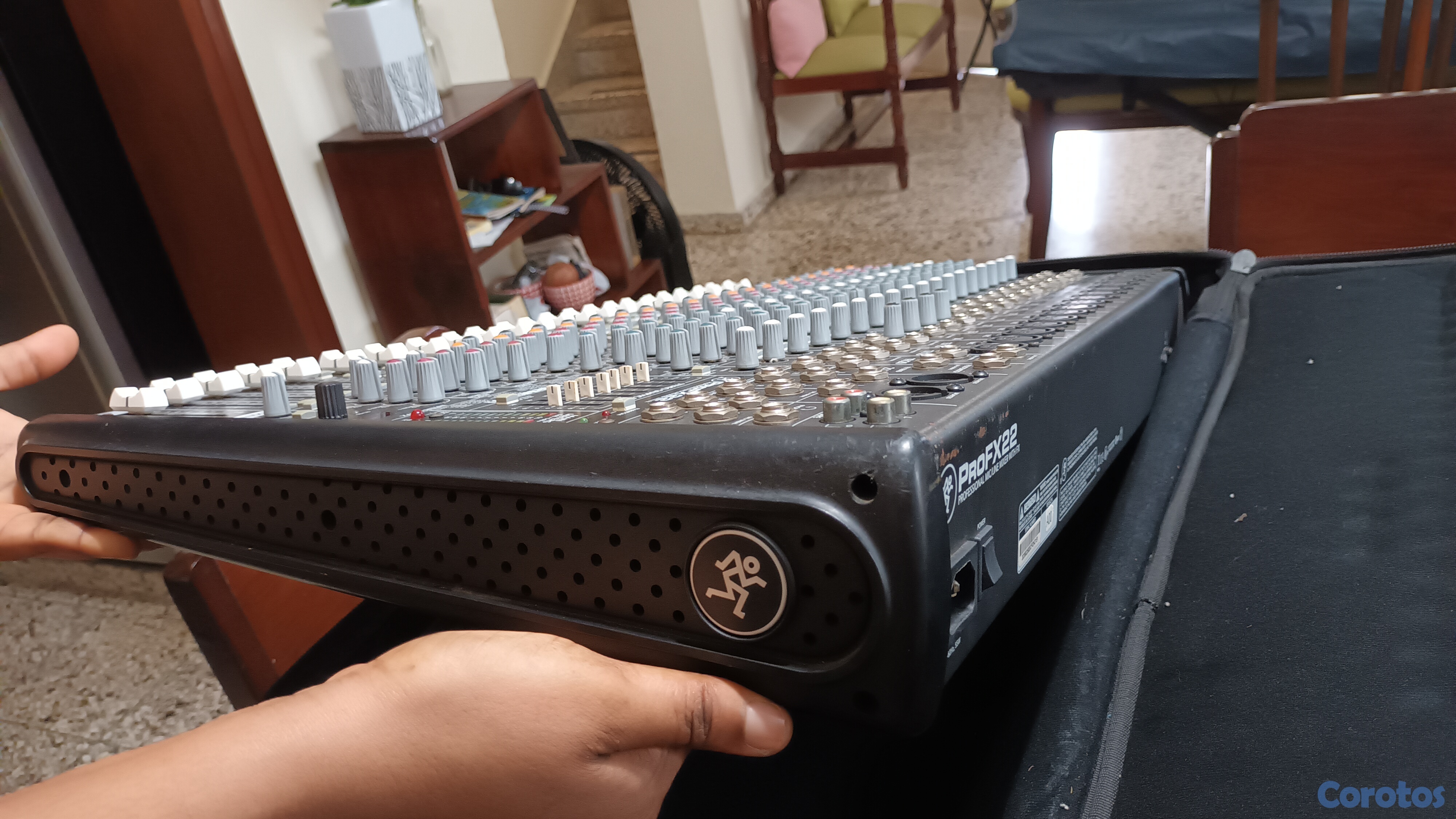 otros electronicos - Consola-mixer Mackey 3