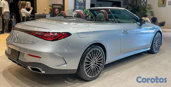 carros - Mercedes-Benz Clase CLE 300 4Matic Cabriolet 2026 4